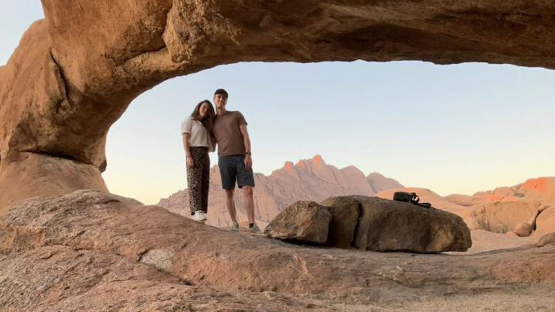 Clement Noel im Urlaub mit seiner Freundin
