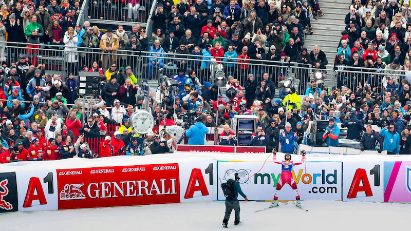 "Mothl" Mayer bringt den Hahnenkamm zum Beben