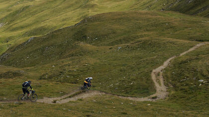 E-Mountainbiken auf der Sella Ronda: Dolomiten, Südtirol