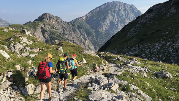 Erlebe die unberührte Natur Österreichs auf Weitwanderwegen