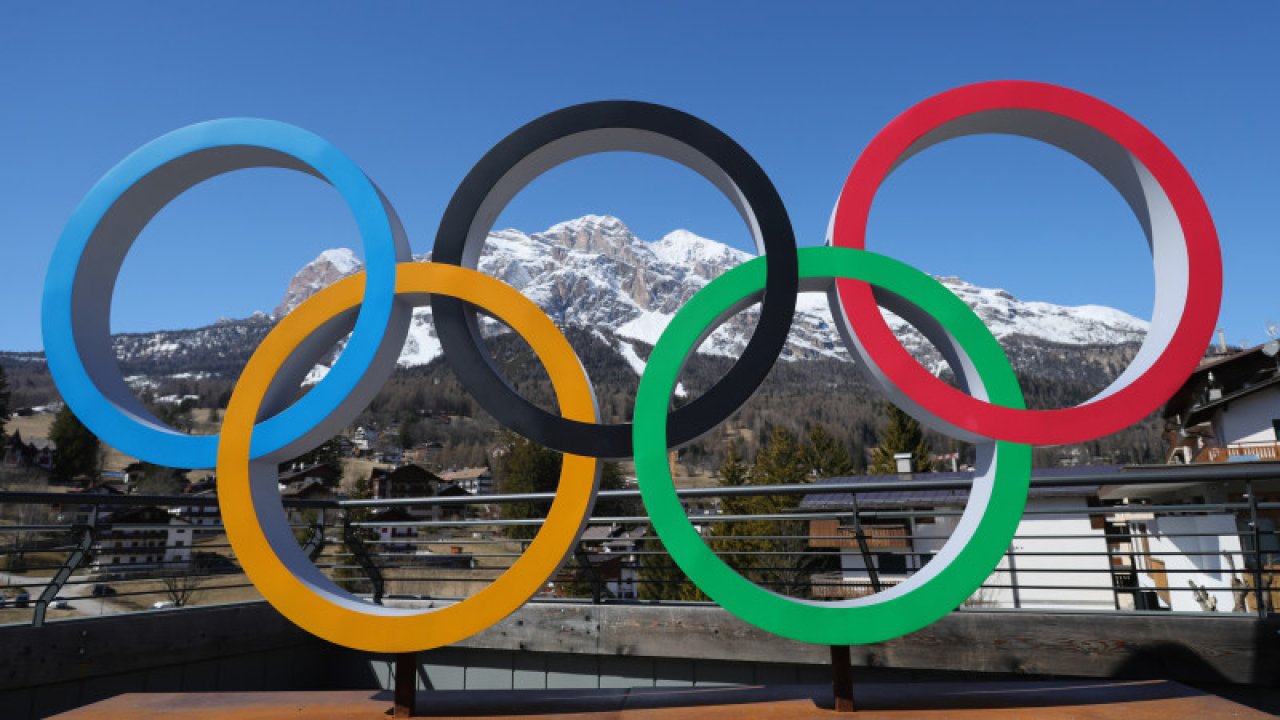 Eishockey in Paris? Streit um Standorte bei Winter-Olympia 2030