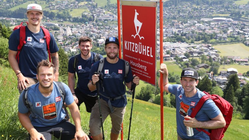 Bilder der legendären Kitzbühler Streif im Sommer