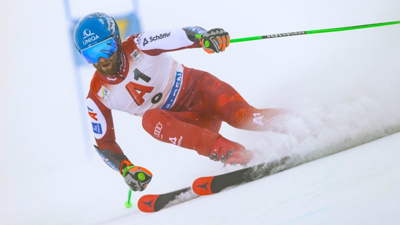 Marco Schwarz rast beim Weltcup-Auftakt in Sölden aufs Stockerl