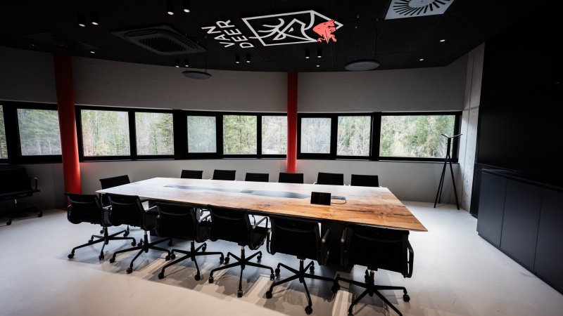 Mega! Bilder vom neuen Headquarter der Hirscher-Skimarke