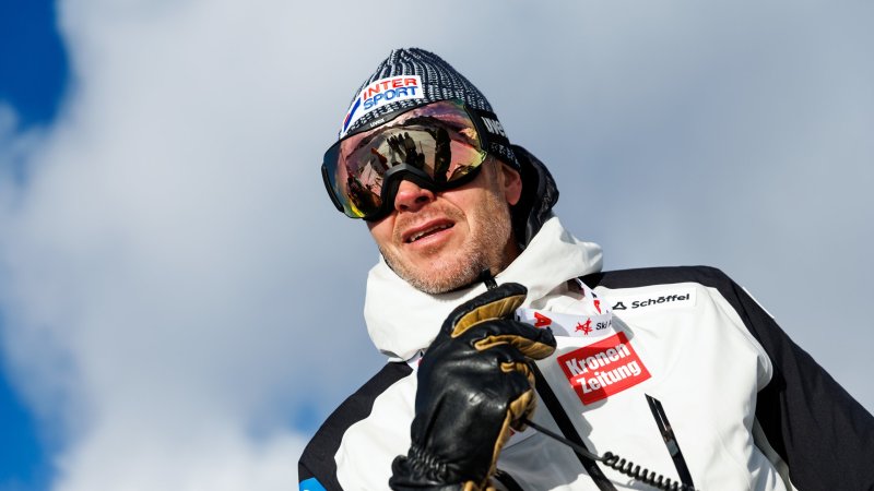 Wochenlange Pause: Damen-Cheftrainer Assinger nach Sturz operiert