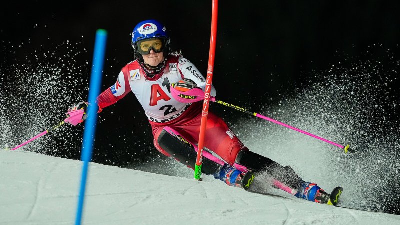 Stark! Truppe beim Nacht-Slalom in Flachau am Podest