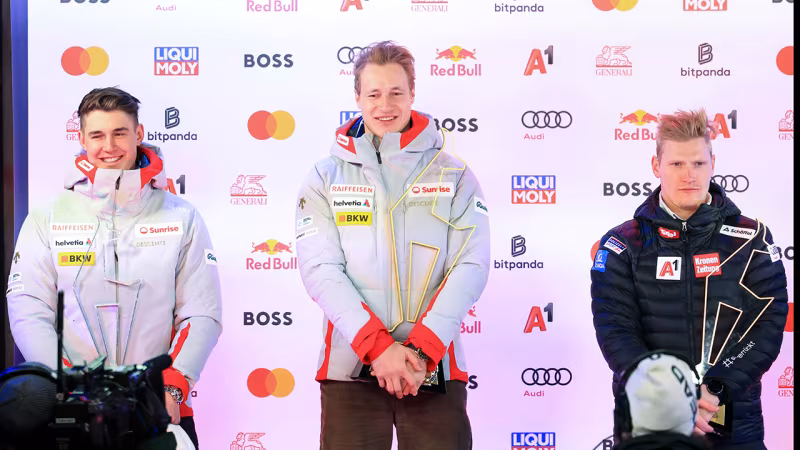 Bilder der Siegerehrung für den Super-G in Kitzbühel