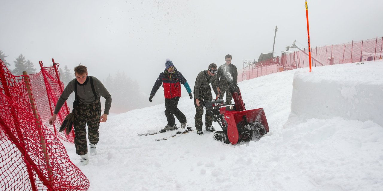 Verkürzte Strecke bei Frauen-Abfahrt in Crans-Montana