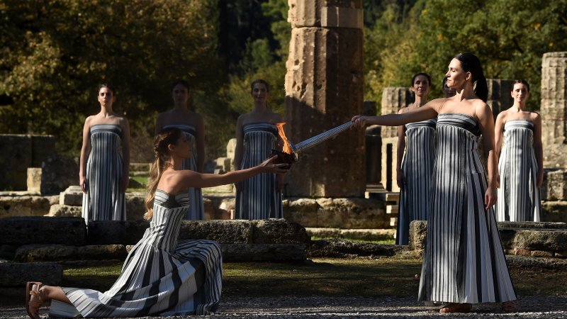 Zlatan als Fackelläufer! Bilder vom Olympischen Fackellauf