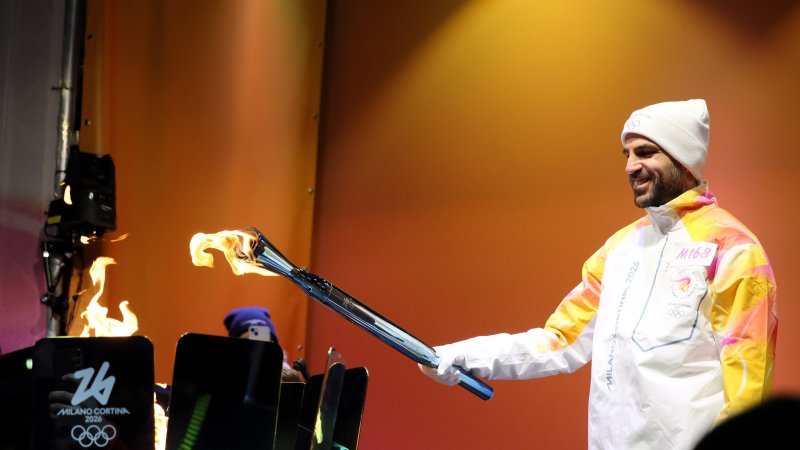 Zlatan als Fackelläufer! Bilder vom Olympischen Fackellauf