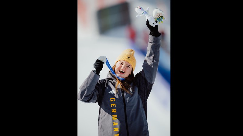 Olympia-Abfahrt Frauen: Die Bilder der Siegerehrung