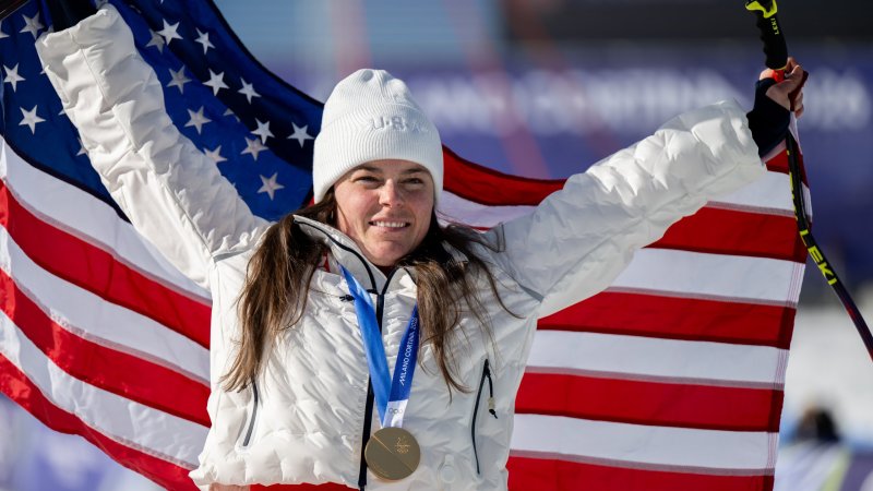 Olympia-Abfahrt Frauen: Die Bilder der Siegerehrung