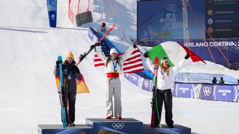 Olympia-Abfahrt Frauen: Die Bilder der Siegerehrung