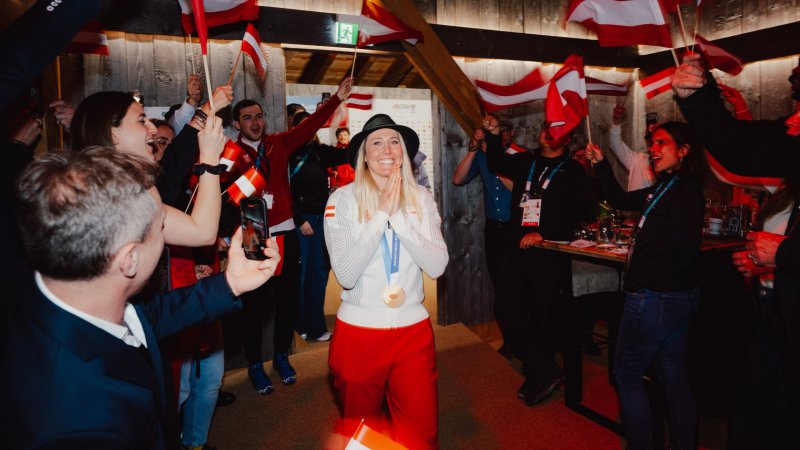 Party mit Brignone! So ließ es Hütter im Österreich-Haus krachen