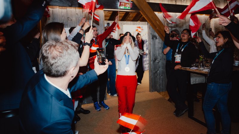 Party mit Brignone! So ließ es Hütter im Österreich-Haus krachen