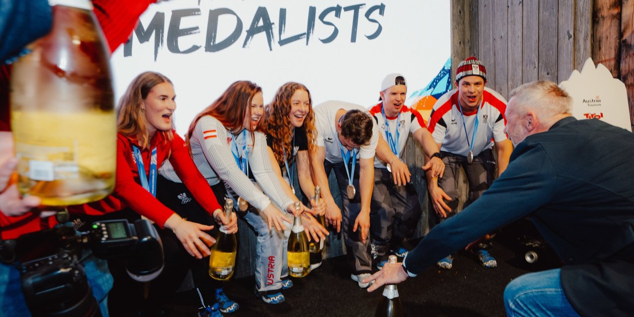 Bilder! Medaillen-Rodler feiern im Österreich-Haus