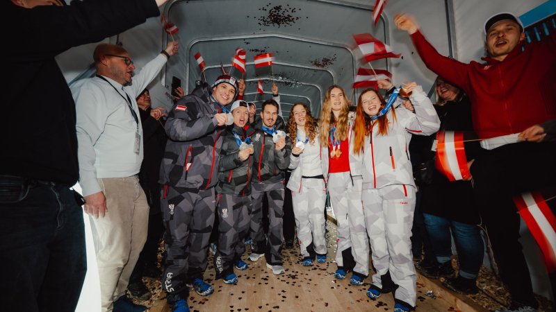 Bilder! Medaillen-Rodler feiern im Österreich-Haus
