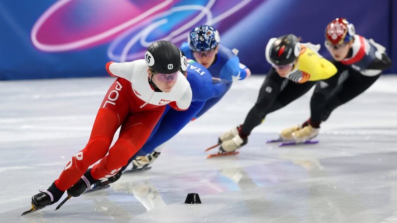 Shorttrackerin nach Sturz: "Sehe doppelt, wenn ich rauf schaue"