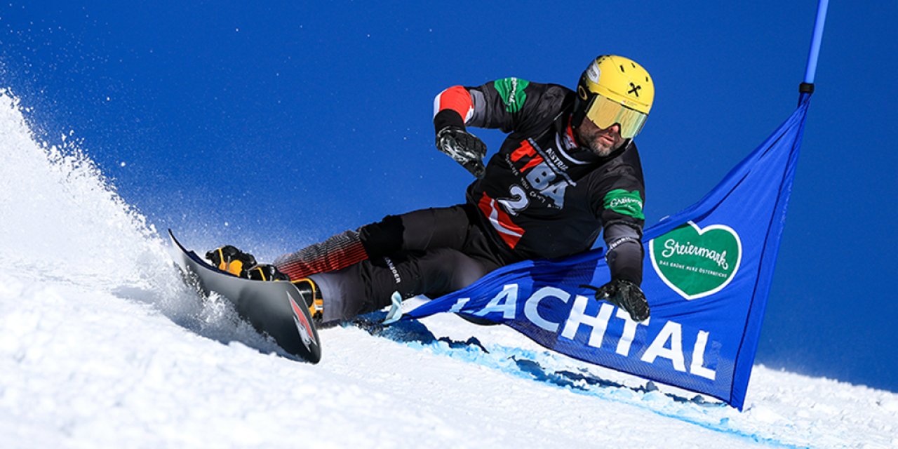 Snowboard-Duo fährt zum Saisonabschluss aufs Podest