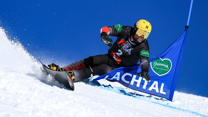 Snowboard-Duo fährt zum Saisonabschluss aufs Podest