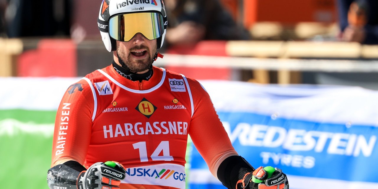 Schweizer Ski-Ass feiert Hochzeit auf Skiern