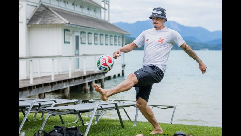 Schwarz, Feller & Co. gehen im Sommertraining baden