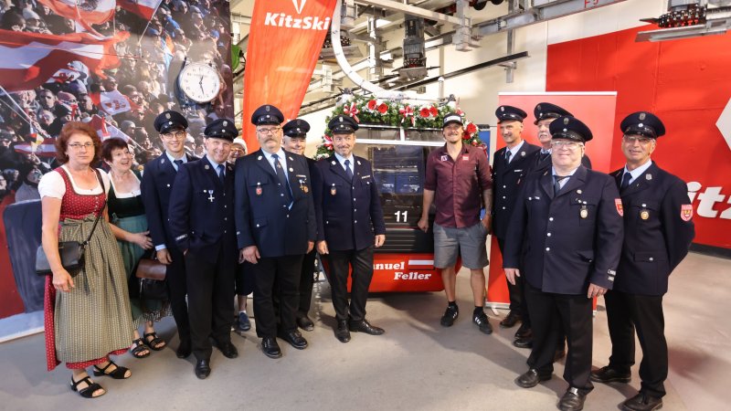 Manuel Feller hat seine Gondel in Kitzbühel! Bilder der "Taufe"