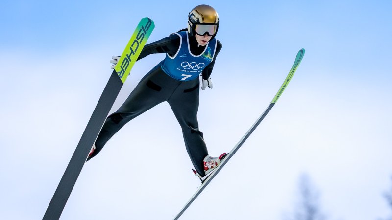 Kreuzbänder gerissen! Skispringerin fällt gesamten Winter aus