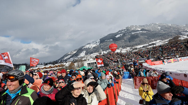 Kitzbühel 2024 - die besten Fan-Bilder vom Freitag