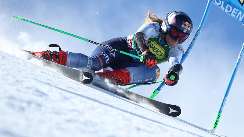 Schrecksekunde für <a href='/ski1/daten/news/sofia-goggia/' class='tag'>Sofia Goggia</a> beim Ski-Auftakt in Sölden