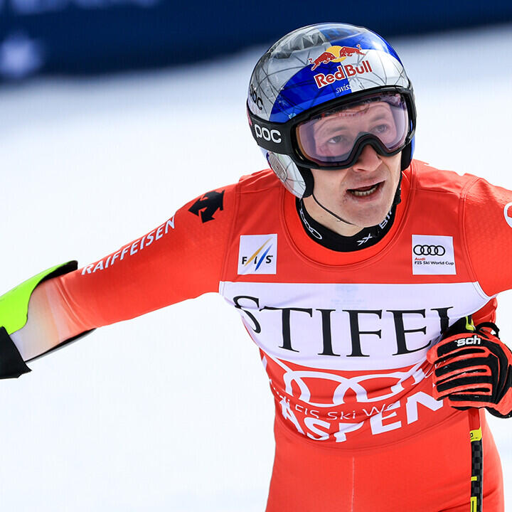 Wegen Red-Bull-Helmen! FIS droht Odermatt & Co. mit Strafen