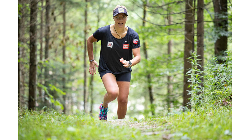 ÖSV-Technikerinnen schwitzen bergauf: Bilder vom Kondi-Training