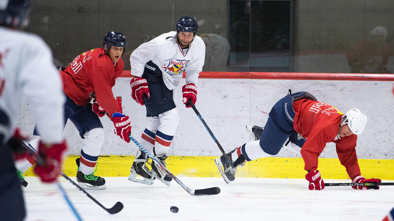 Kriechmayr & Co. als Eishockeyspieler - die Bilder der Abfahrer