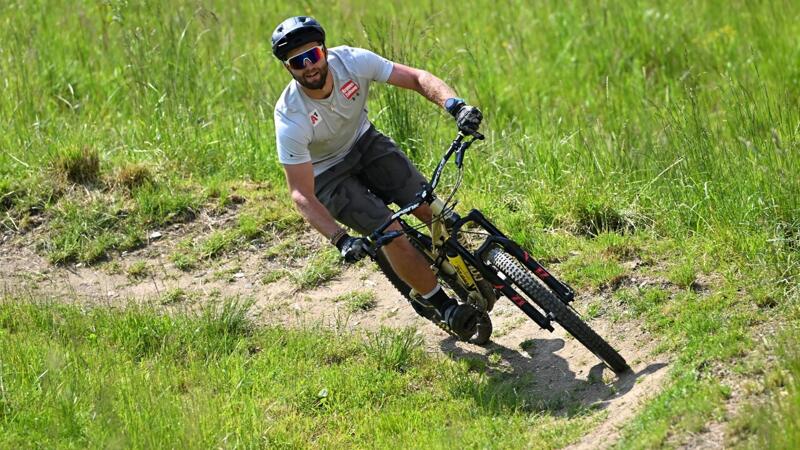Österreichs Slalom-Asse am Bike und der Slackline - Bilder
