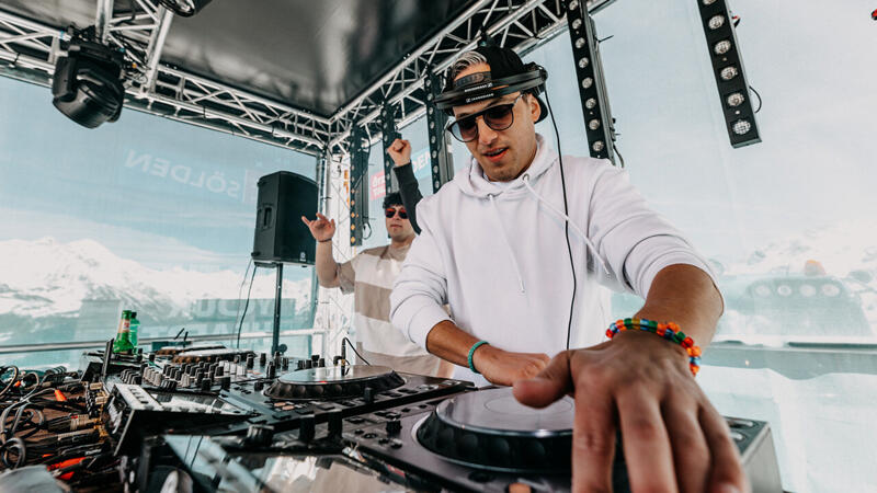 18.000 Fans bei Electric Mountain Festival : Die besten Bilder