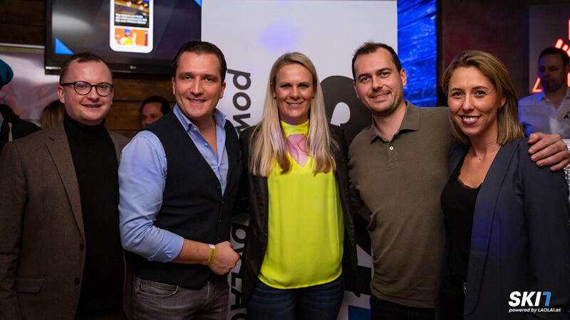 Ski1 Launch Party Diashow