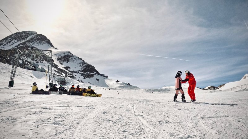 Internationaler Kurs der Snowsports Academy am Kitzsteinhorn