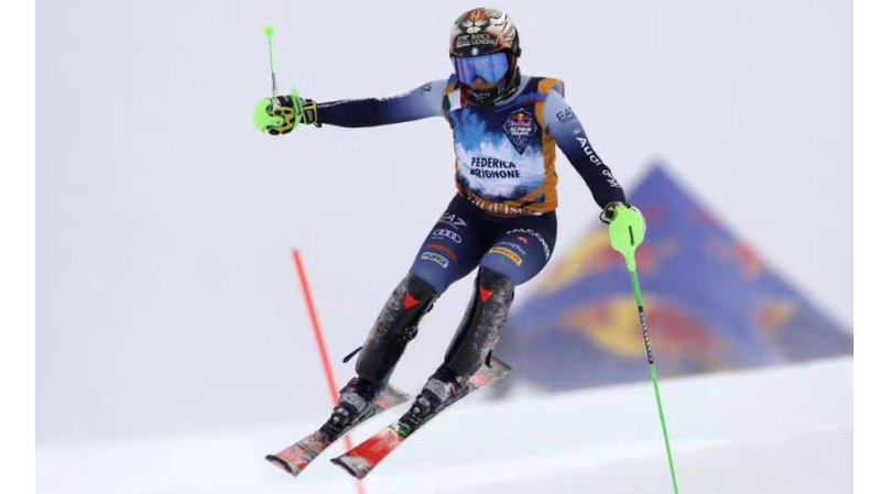 Slalom mit Hindernissen! Bilder vom "Red Bull Alpine Park"