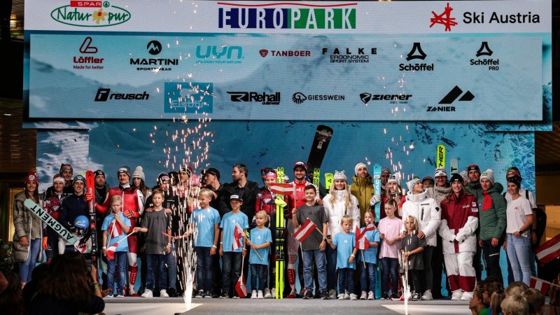 Modischer Auftakt: Neue Outfits für die Ski Austria Teams