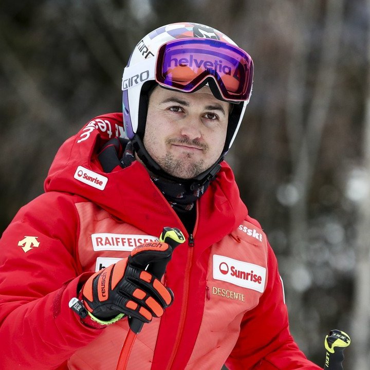 Schon wieder! Schweizer Ski-Ass schwer am Knie verletzt