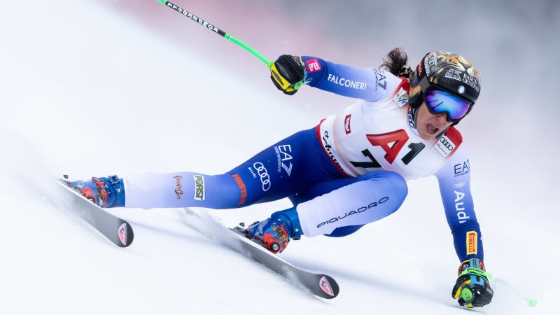 Lindsey Vonn stürzt im ersten Cortina-Training!