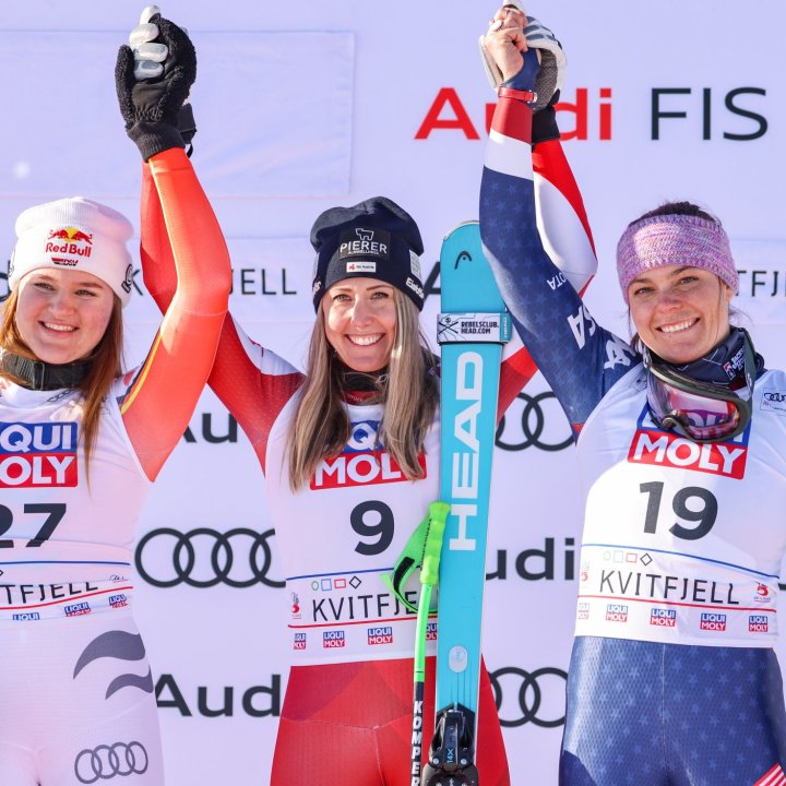 Hütter meldet sich zurück: "Es sind viele Tränen geflossen"